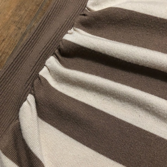 Limited Striped Sweater - Size M - Picture 5 of 8